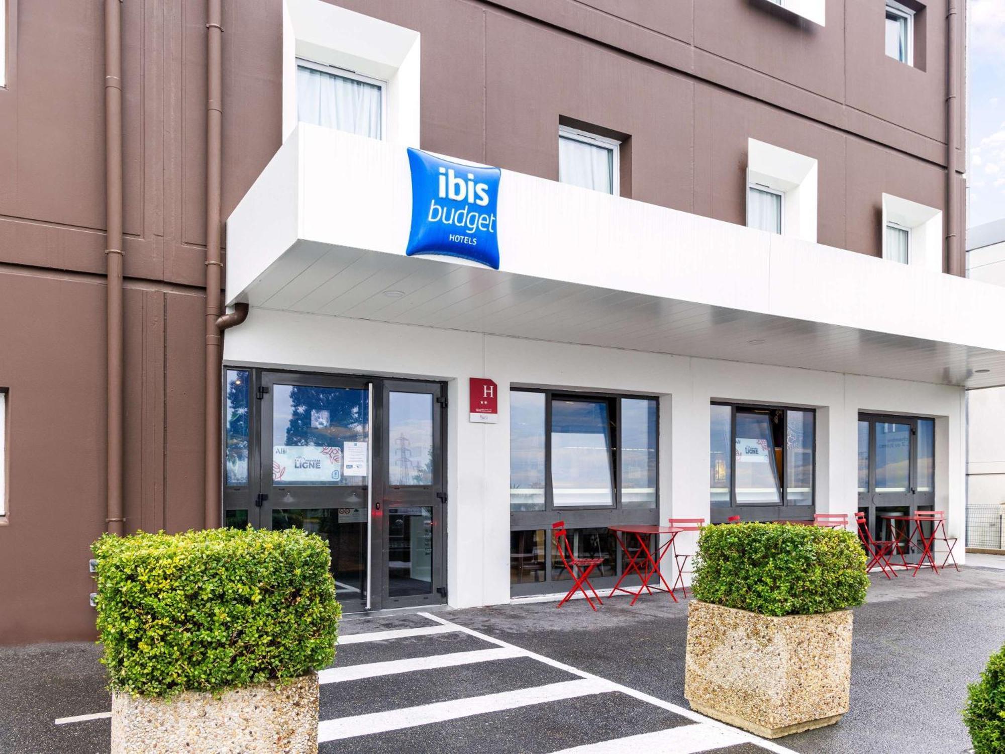 Ibis Budget Вильмомбль Экстерьер фото