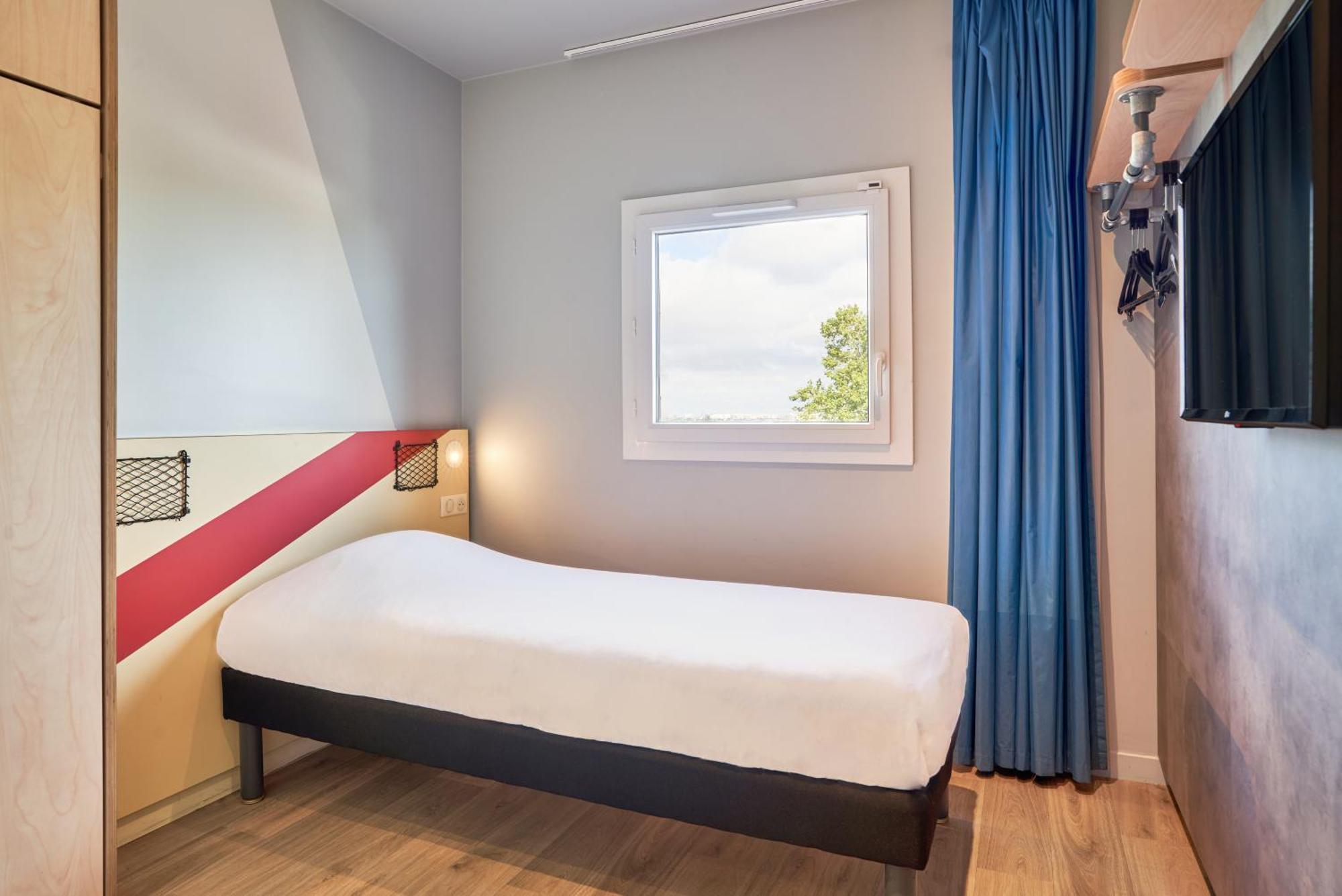 Ibis Budget Вильмомбль Экстерьер фото