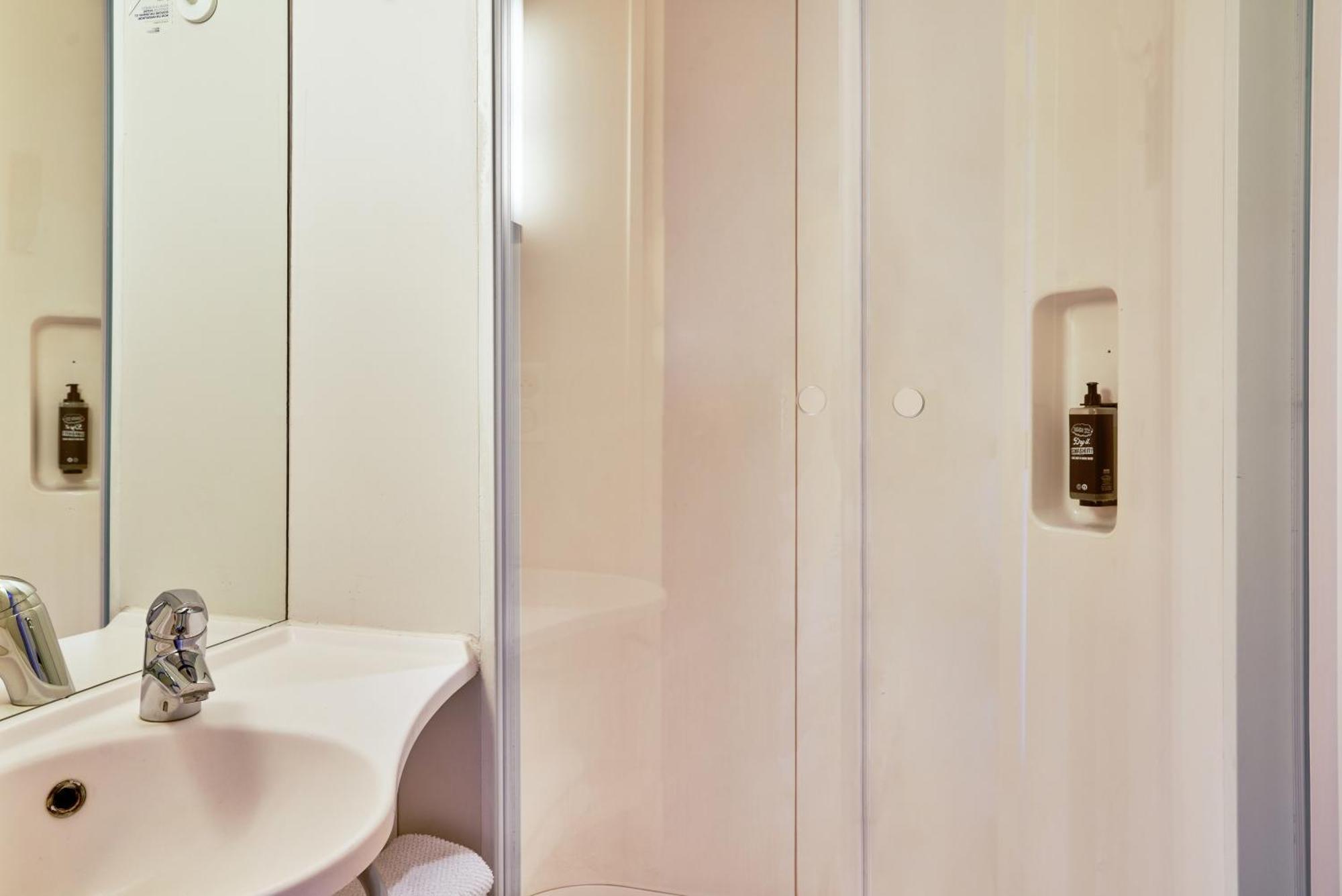 Ibis Budget Вильмомбль Экстерьер фото